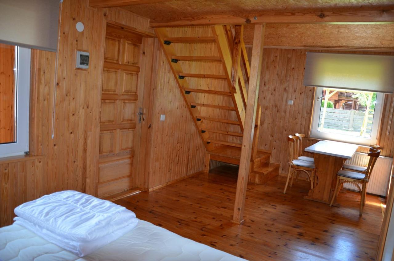 Nameliu Ir 2-4 Vietu Kambariu Nuoma Sventojoje, Zuvedru G Hotel ซเวนตายิ ภายนอก รูปภาพ